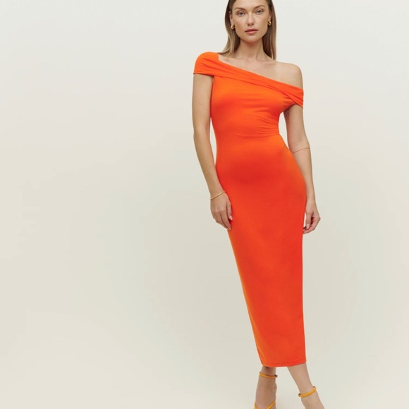 Jamen knit dress in orange. Reformation, never worn, XL - slishbychie.sakura.ne.jp